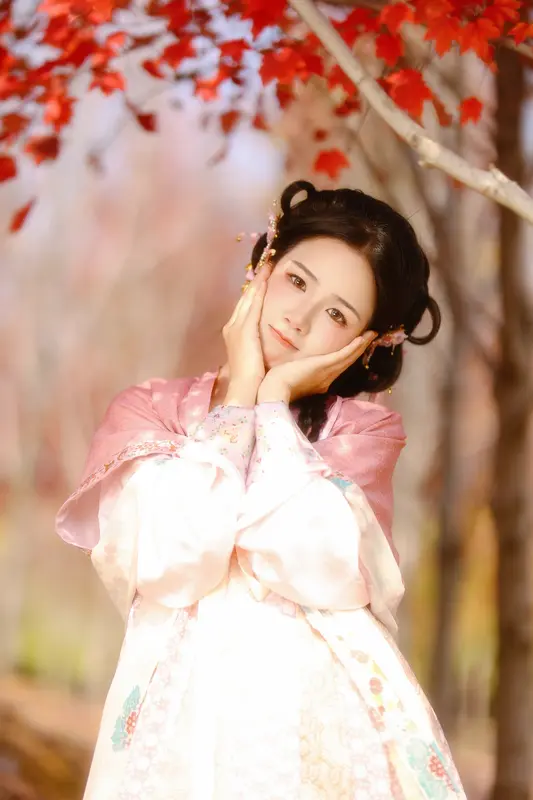 [YITUYU艺图语]2025.01.21 枫叶少女 小杜同学 - 艺图语